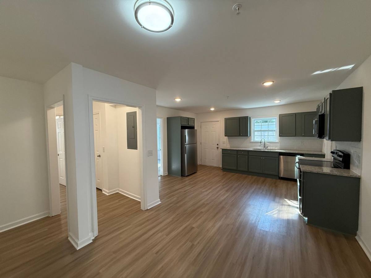 208 Meadow St #A, Scottsboro, AL 35768 - Apartment for Rent - Image 3