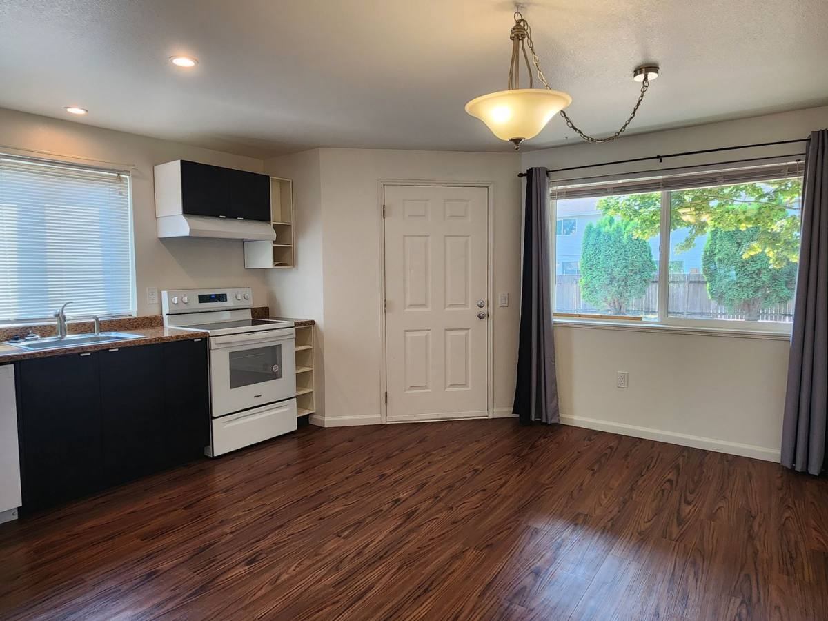 Townhouse for rent at 651 N St #A, Monroe, WA 98272