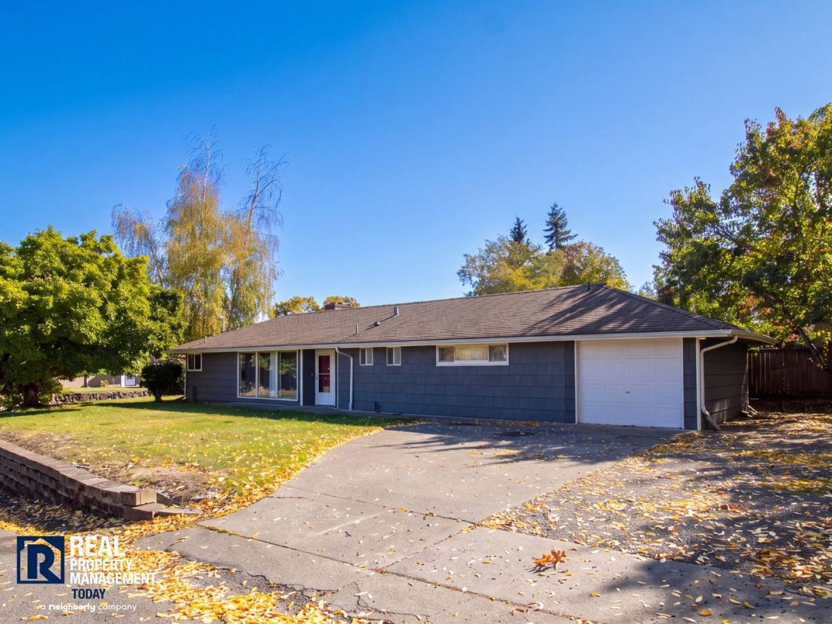 House for rent at 5802 S M St, Tacoma, WA 98408