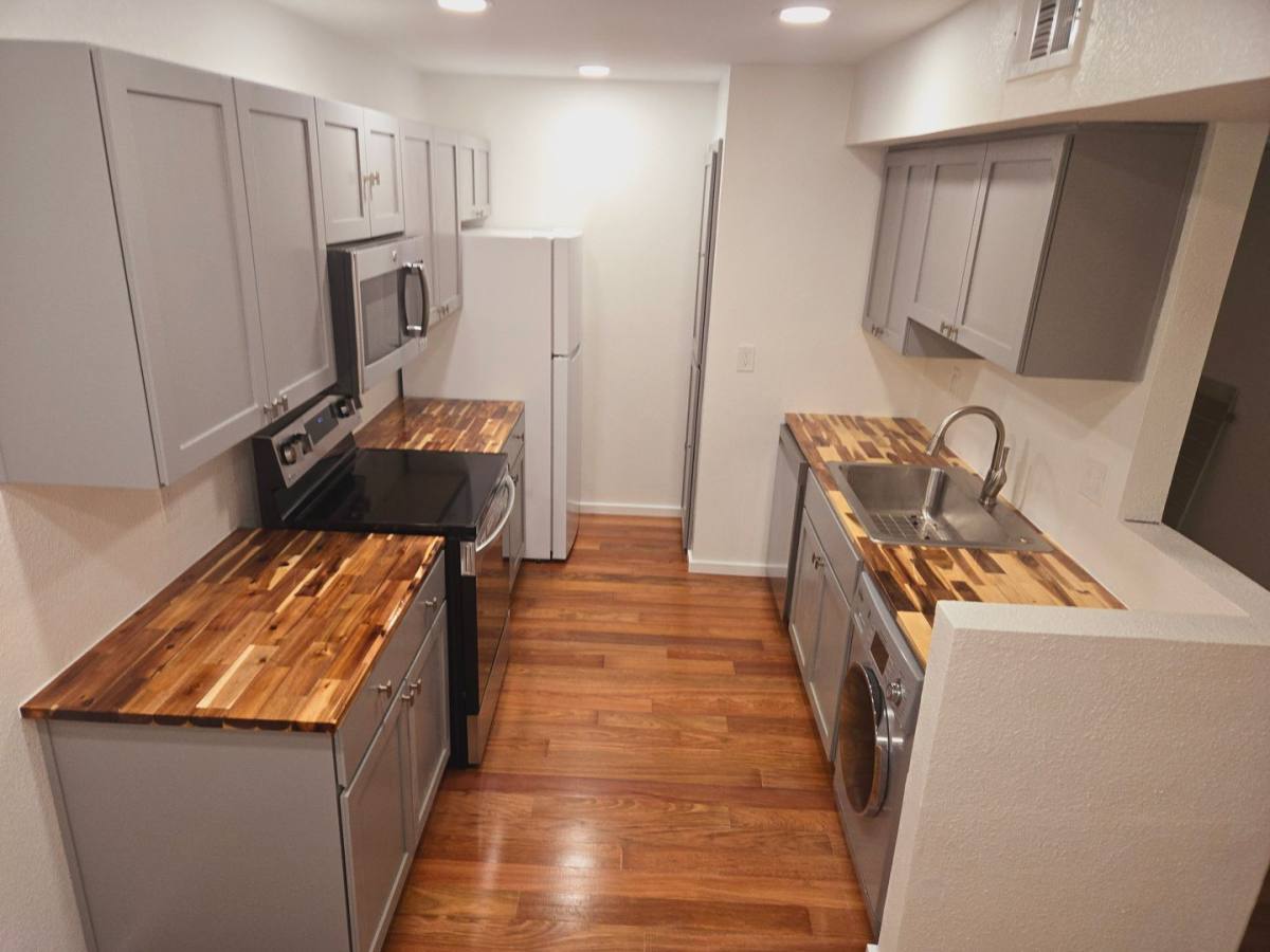 1385 W University Ave #3-124, Flagstaff, AZ 86001 - Condo for Rent - Image 9