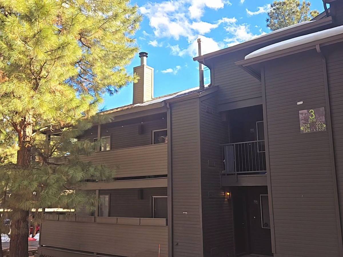 1385 W University Ave #3-124, Flagstaff, AZ 86001 - Condo for Rent - Image 1