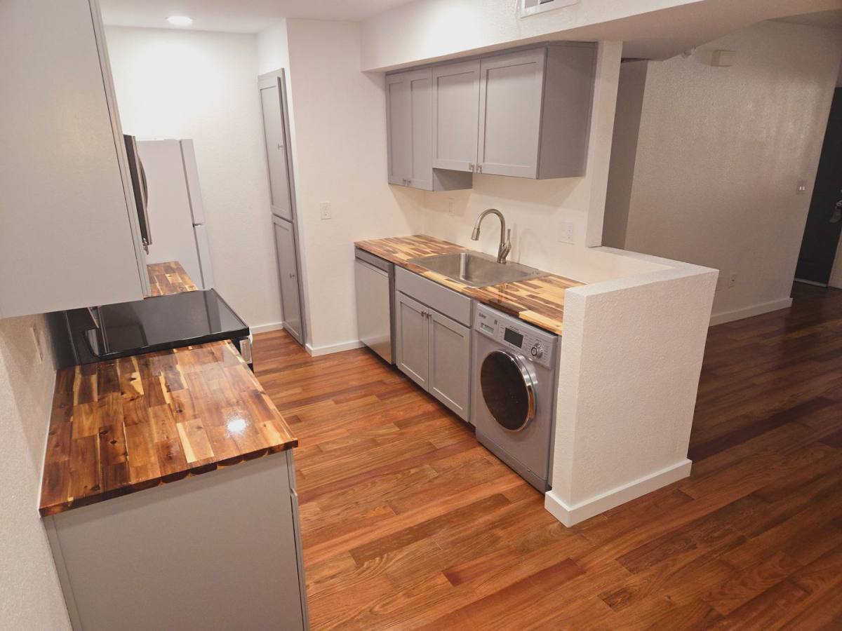 1385 W University Ave #3-124, Flagstaff, AZ 86001 - Condo for Rent - Image 3