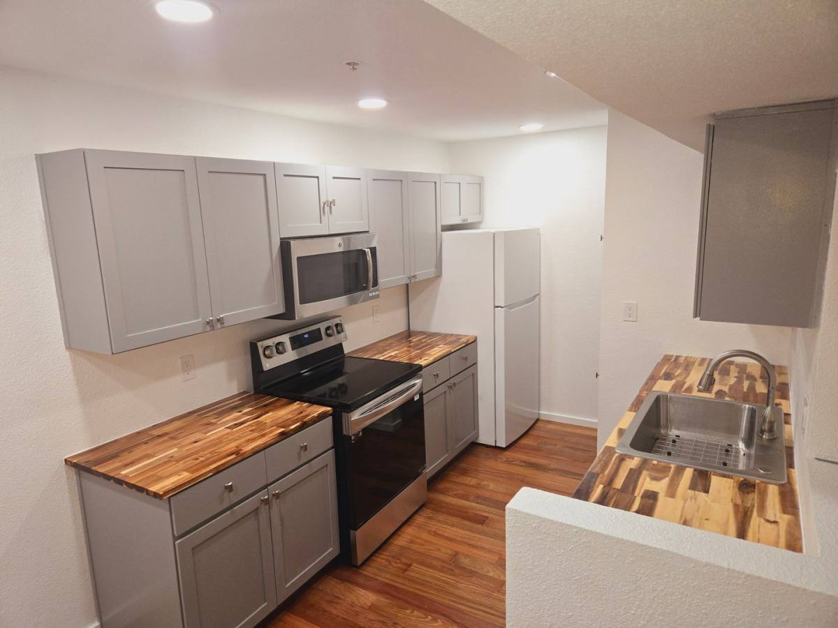 1385 W University Ave #3-124, Flagstaff, AZ 86001 - Condo for Rent - Image 6