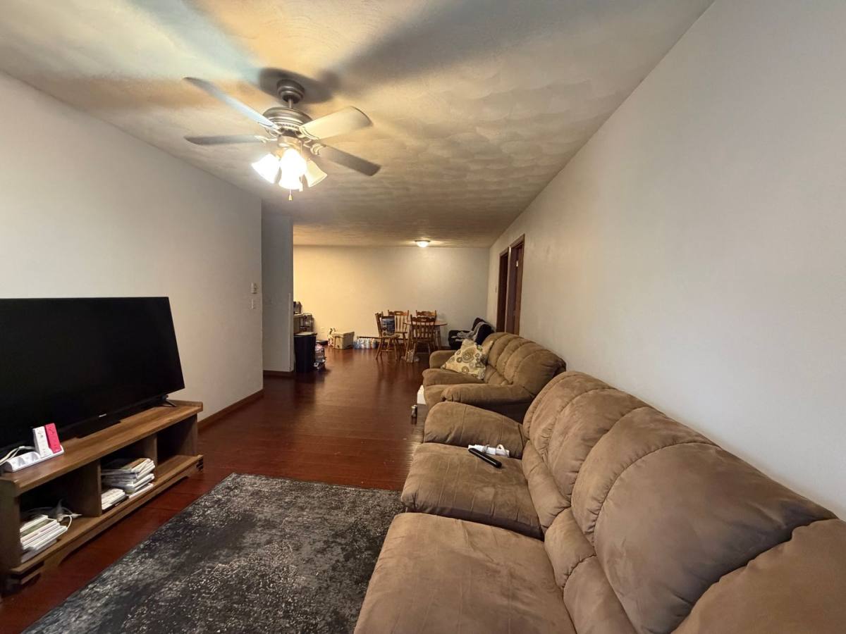 Apartment for rent at 410 10th St N, La Crosse, WI 54601