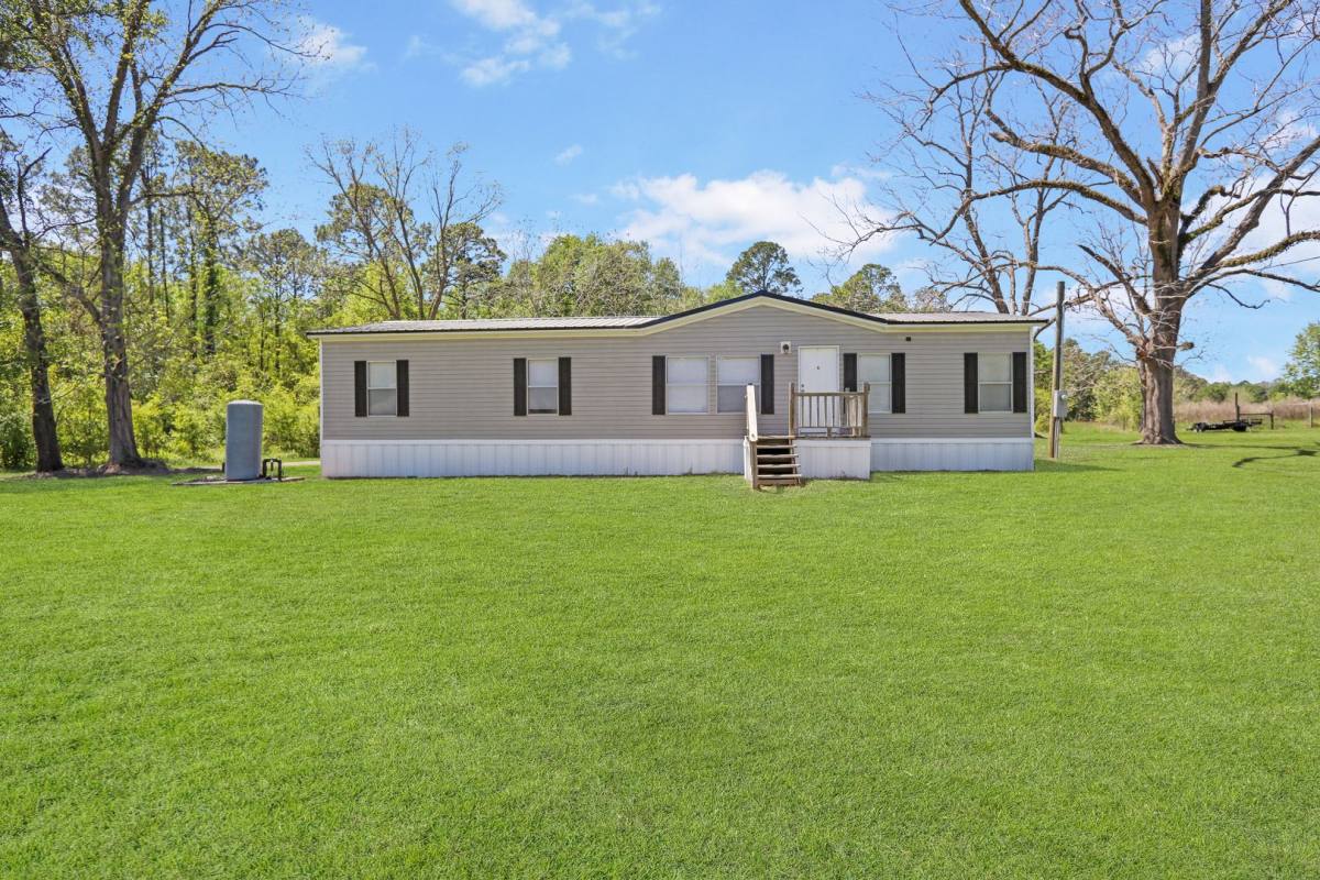 1495 Bear Branch Rd, Jesup, GA 31545 - House for Rent - Image 1