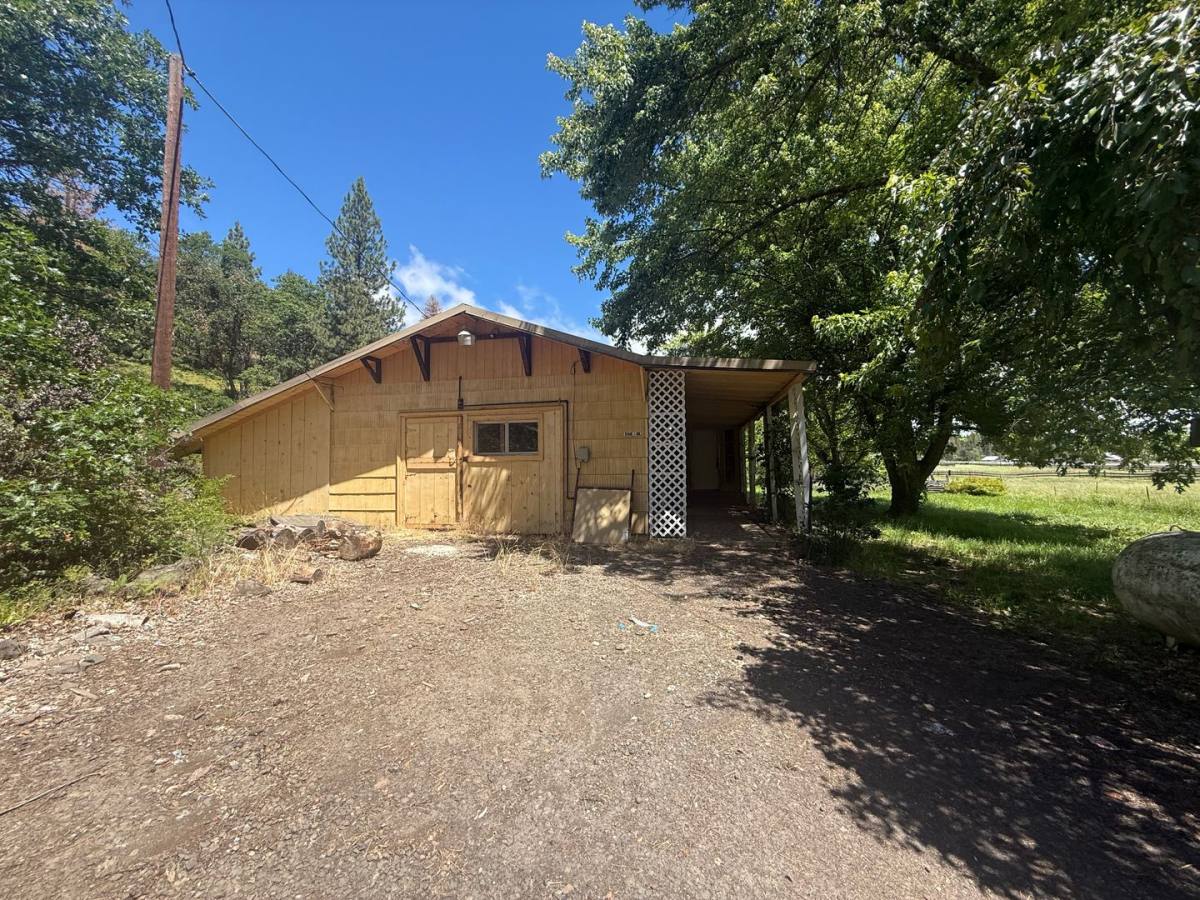 1595 Highway 97, Goldendale, WA 98620 - House for Rent