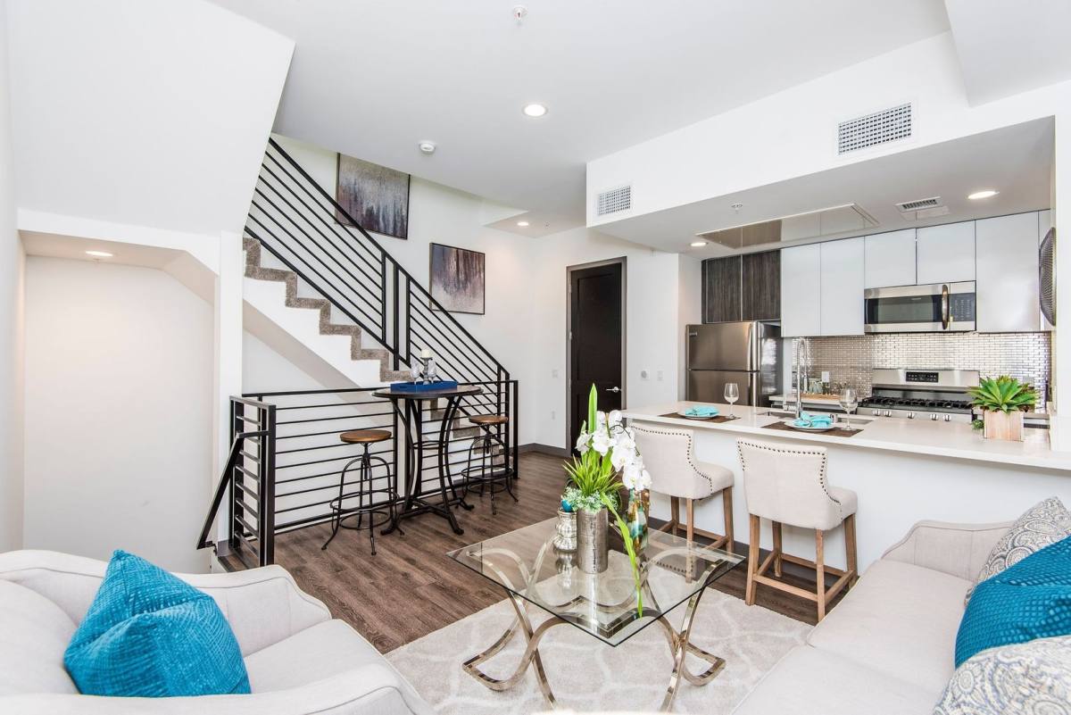 Townhouse for rent at 5036 S Slauson Ave, Culver City, CA 90230
