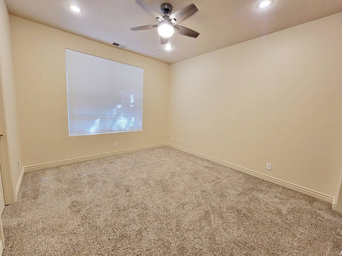 1402 E Scarlet Dr, Flagstaff, AZ 86001 - House for Rent - Image 8