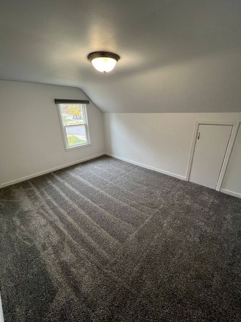 129 Williams St, Schofield, WI 54476 - Apartment for Rent - Image 8