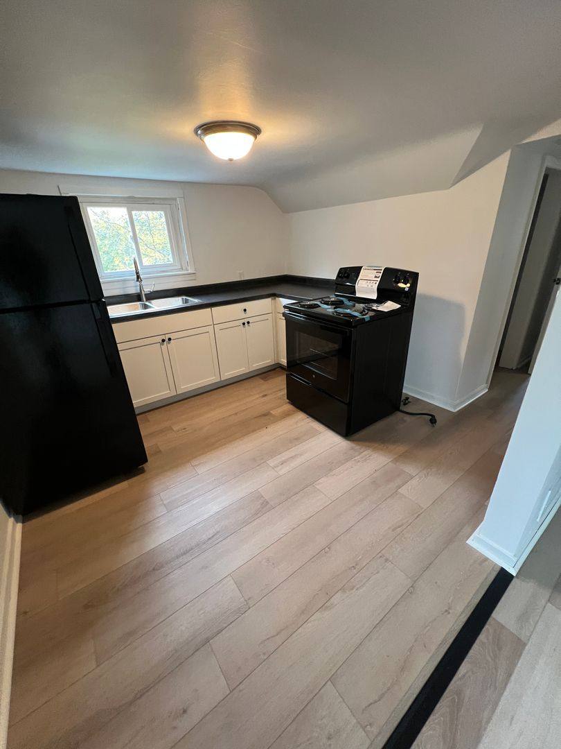 129 Williams St, Schofield, WI 54476 - Apartment for Rent - Image 4
