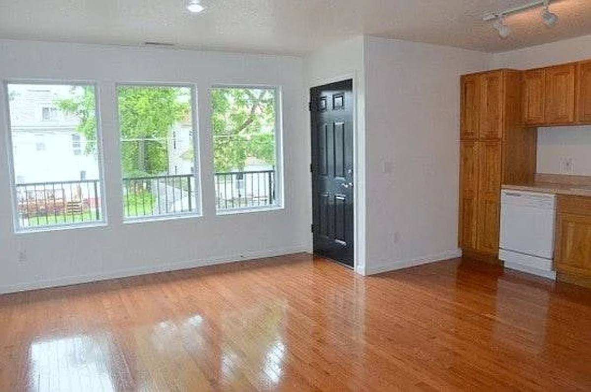 Apartment for rent at 411 E Scott, Kirksville, MO 63501