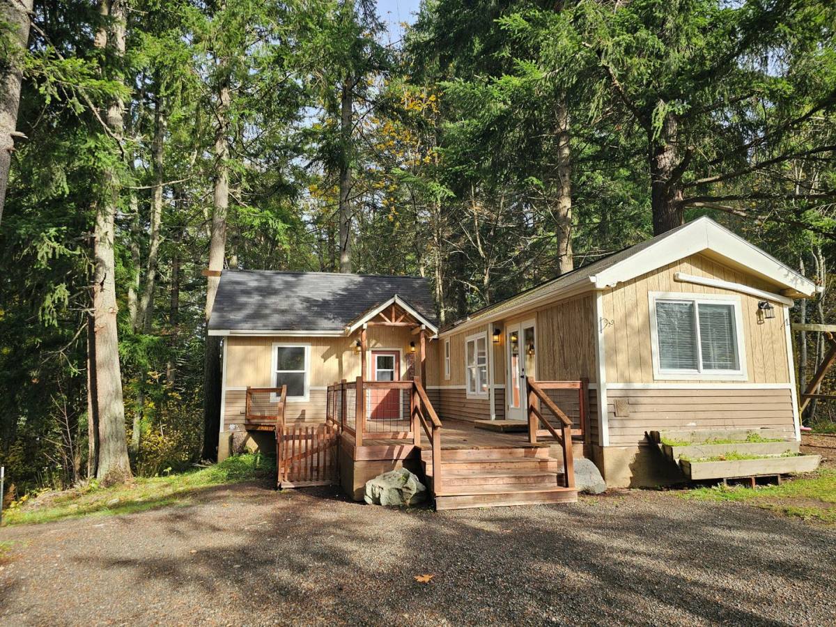 House for rent at 13712 148th Ave Park Model, Yelm, WA 98597