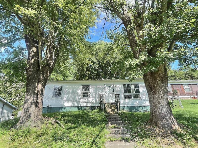 629 Thompson Rd, Culloden, WV 25510 - House for Rent - Image 1