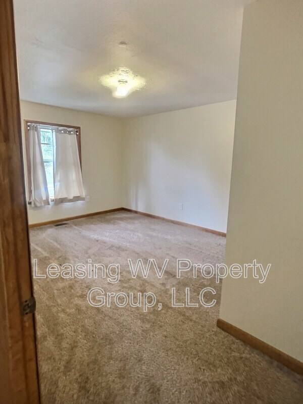 629 Thompson Rd, Culloden, WV 25510 - House for Rent - Image 5