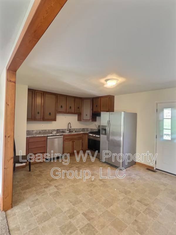 629 Thompson Rd, Culloden, WV 25510 - House for Rent - Image 2