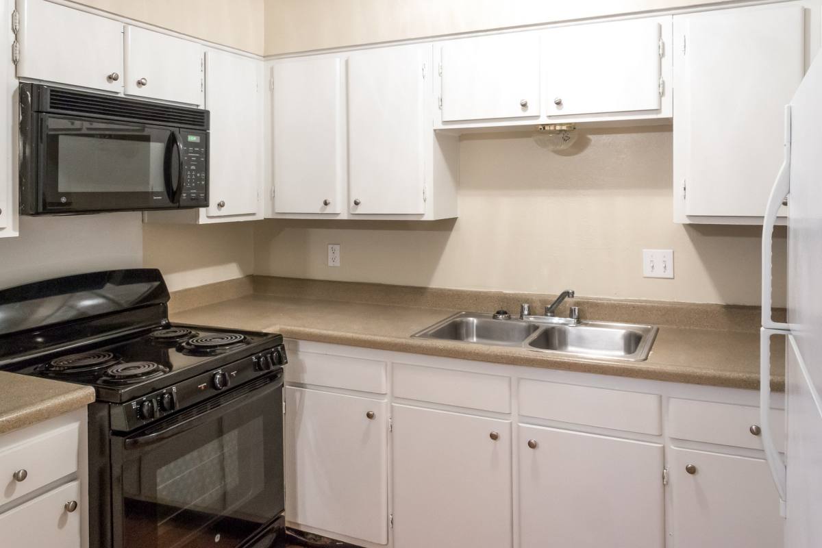 800 N State Highway 123, Seguin, TX 78155 - Apartment for Rent - Image 10