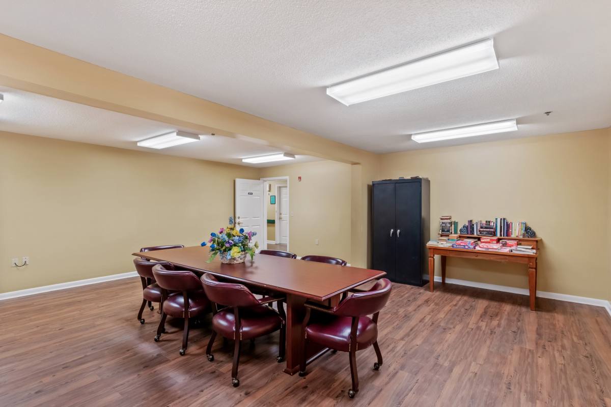 2526 W Madison St, Louisville, KY 40211 - Apartment for Rent - Image 3