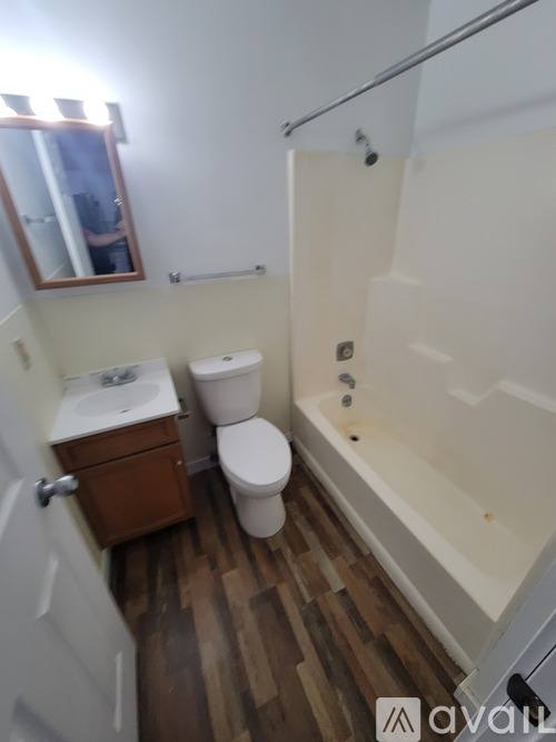 425 10th St N #2, La Crosse, WI 54601 - Apartment for Rent - Image 6