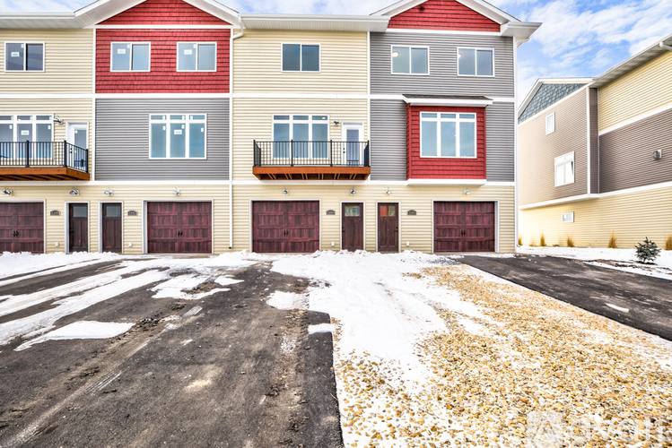 Townhouse for rent at 2140 Rolling Green Trail #2180, North Mankato, MN 56003