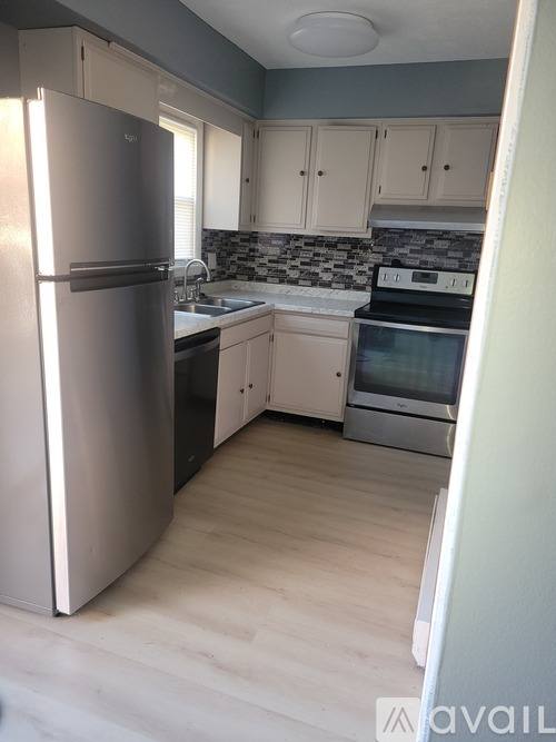 150 E Reynolds Ave #D-3, Princeton, WV 24740 - Apartment for Rent - Image 4