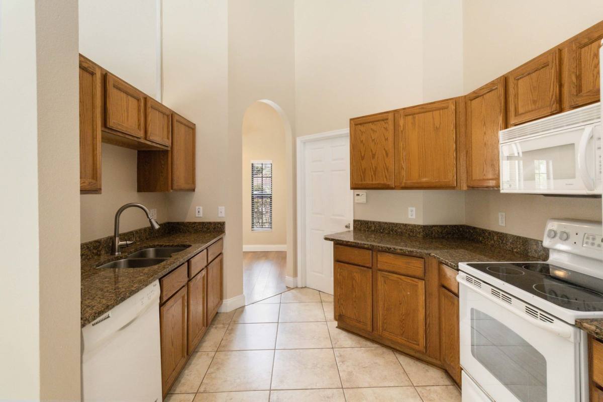 3913 Blackberry Circle, St. Cloud, FL 34769 - House for Rent - Image 10