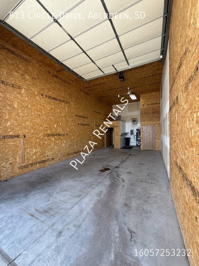 Apartment for rent at 1624 6th Ave SW #6, Aberdeen, SD 57401