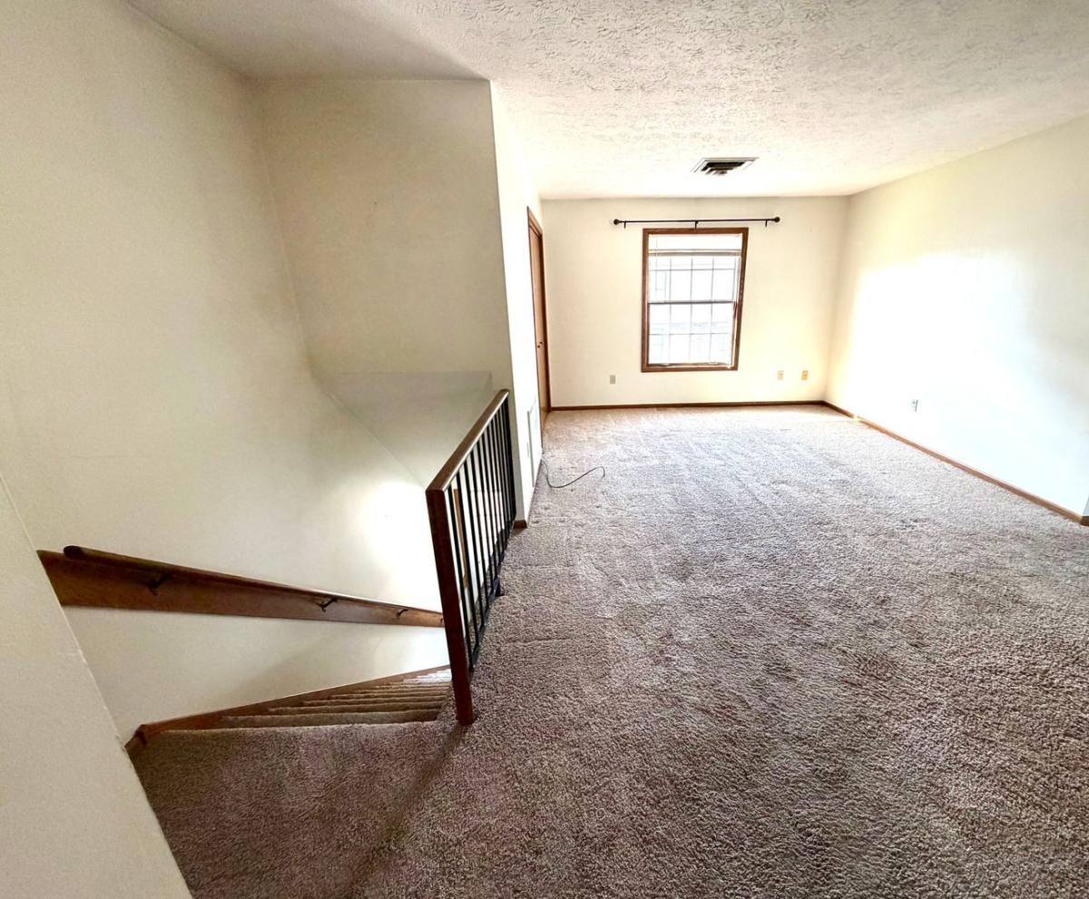 127 E Adams St #B8, Millersburg, OH 44654 - Apartment for Rent - Image 2