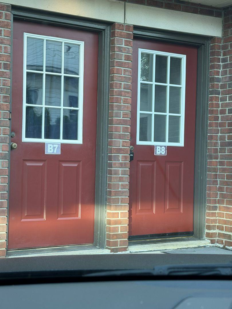 127 E Adams St #B8, Millersburg, OH 44654 - Apartment for Rent - Image 1