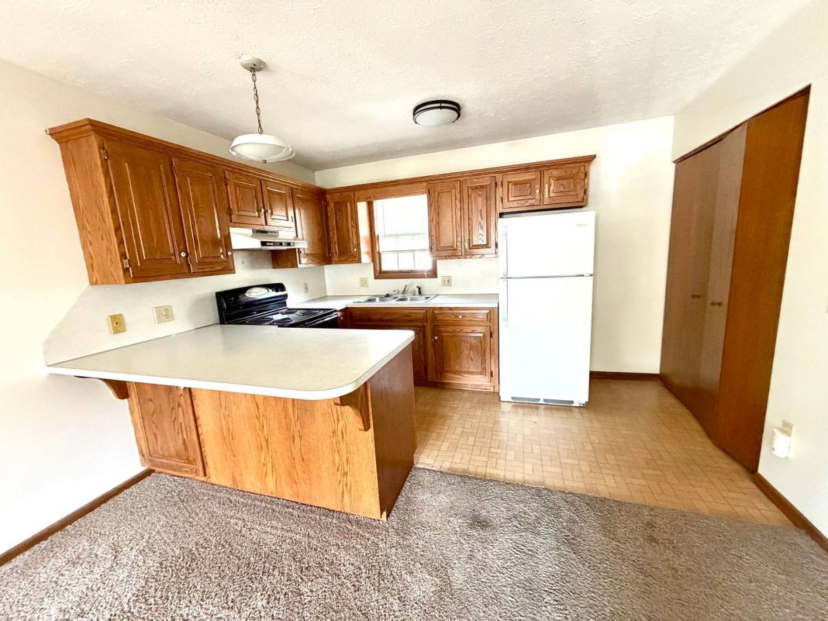 127 E Adams St #B8, Millersburg, OH 44654 - Apartment for Rent - Image 3