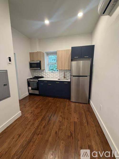 Apartment for rent at 48 Bergen Ave #2B, Jersey City, NJ 07305
