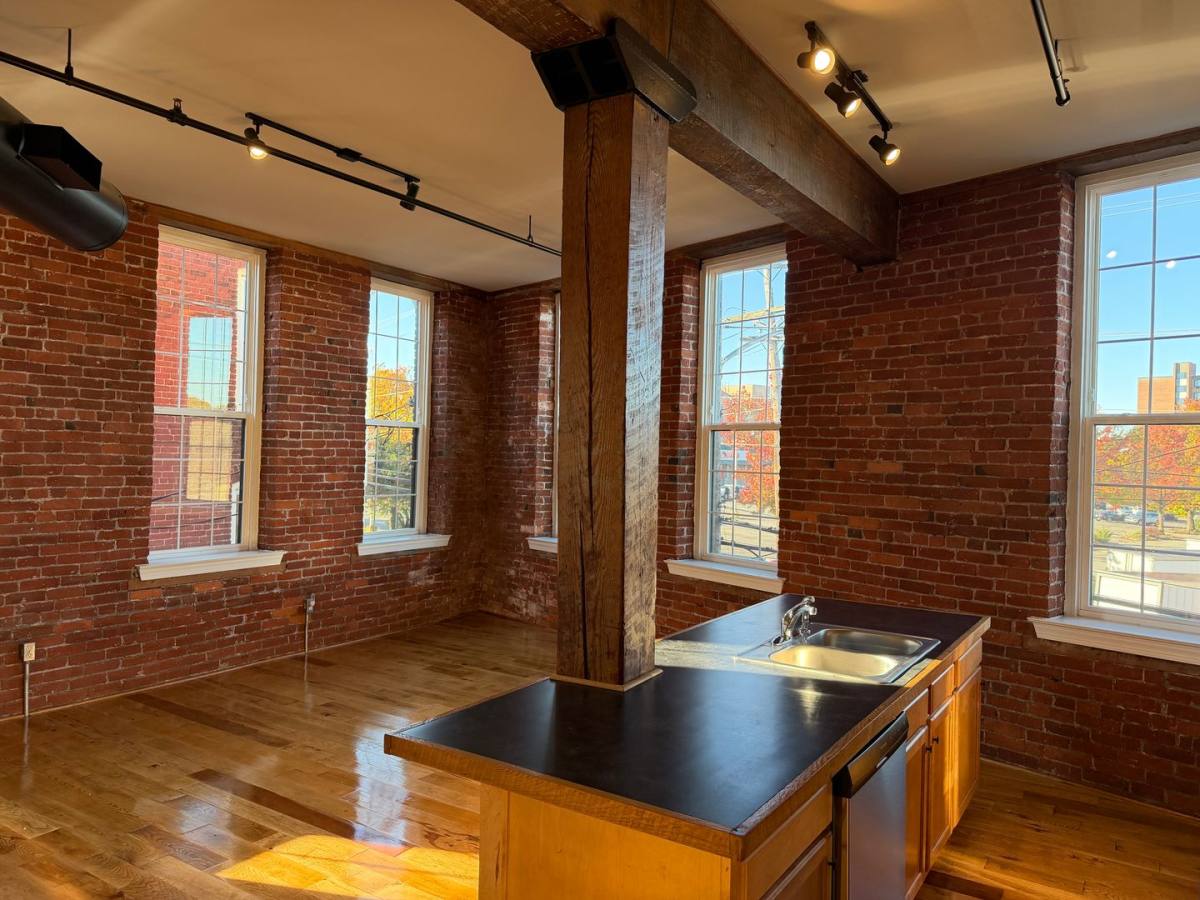 Apartment for rent at 265 N Queen St #202, York, PA 17403