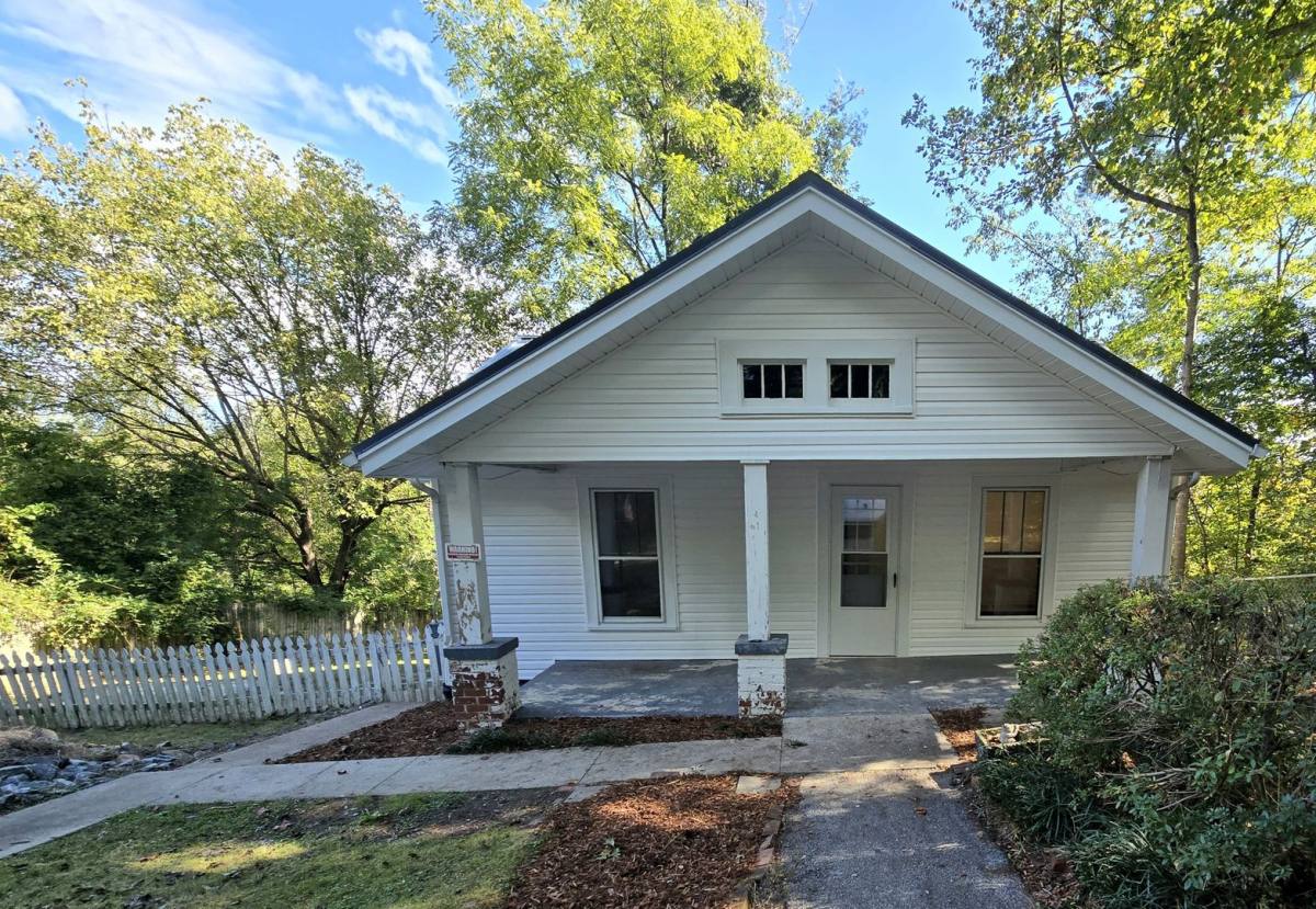 House for rent at 1202 Grandview Place NW, Lenoir, NC 28645