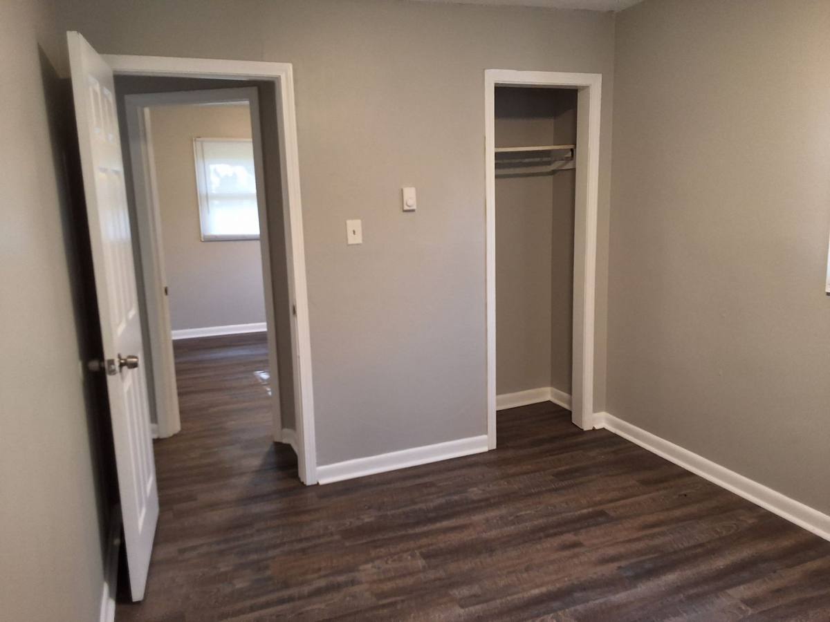 1122 Evelyn Dr, Radcliff, KY 40160 - Apartment for Rent - Image 8