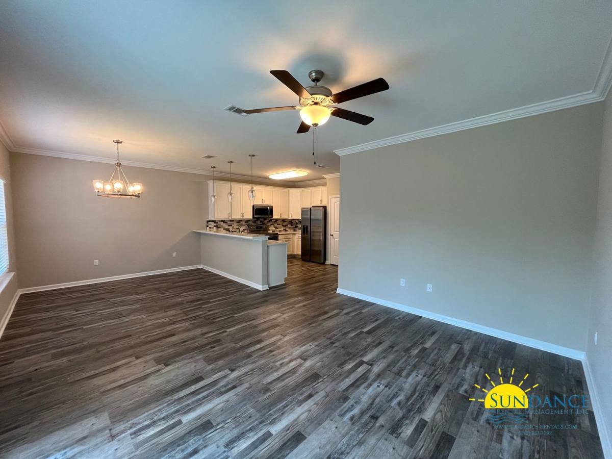 348 Fir Ave, Niceville, FL 32578 - House for Rent - Image 3
