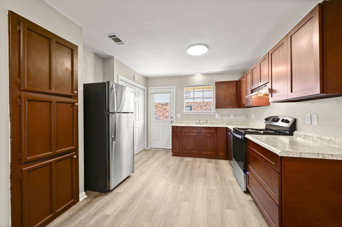 Apartment for rent at 12027 Roddy Rd, Gonzales, LA 70737