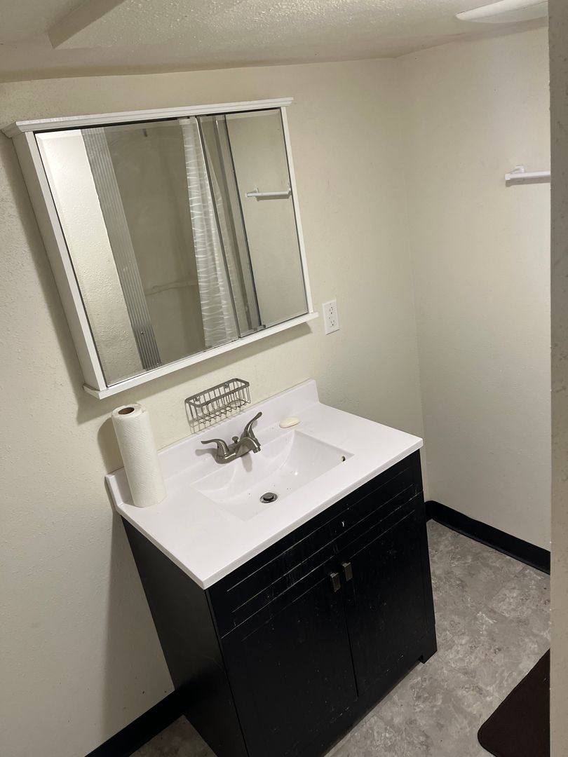 House for rent at 915 S Kline St, Aberdeen, SD 57401