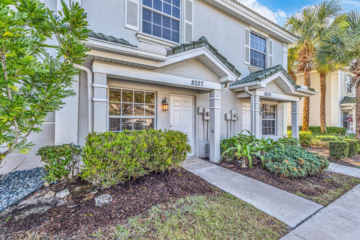 Townhouse for rent at 8227 Pacific Beach Dr, Fort Myers, FL 33966