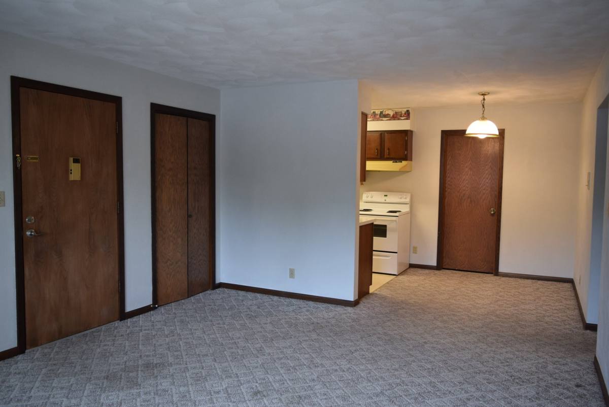 425 W Maine St, Amboy, MN 56010 - Apartment for Rent - Image 5