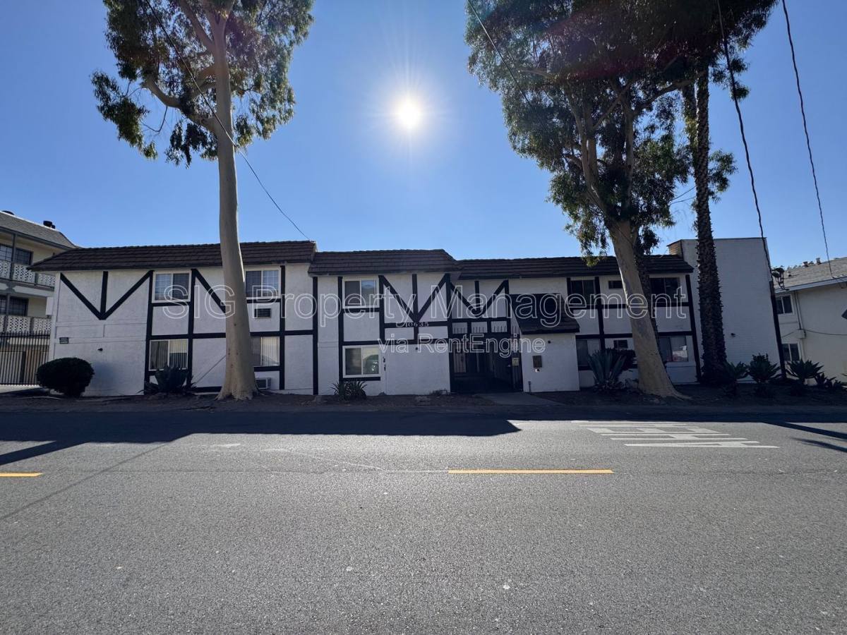 Apartment for rent at 10635 Sherman Grove Ave #18, Sunland, CA 91040