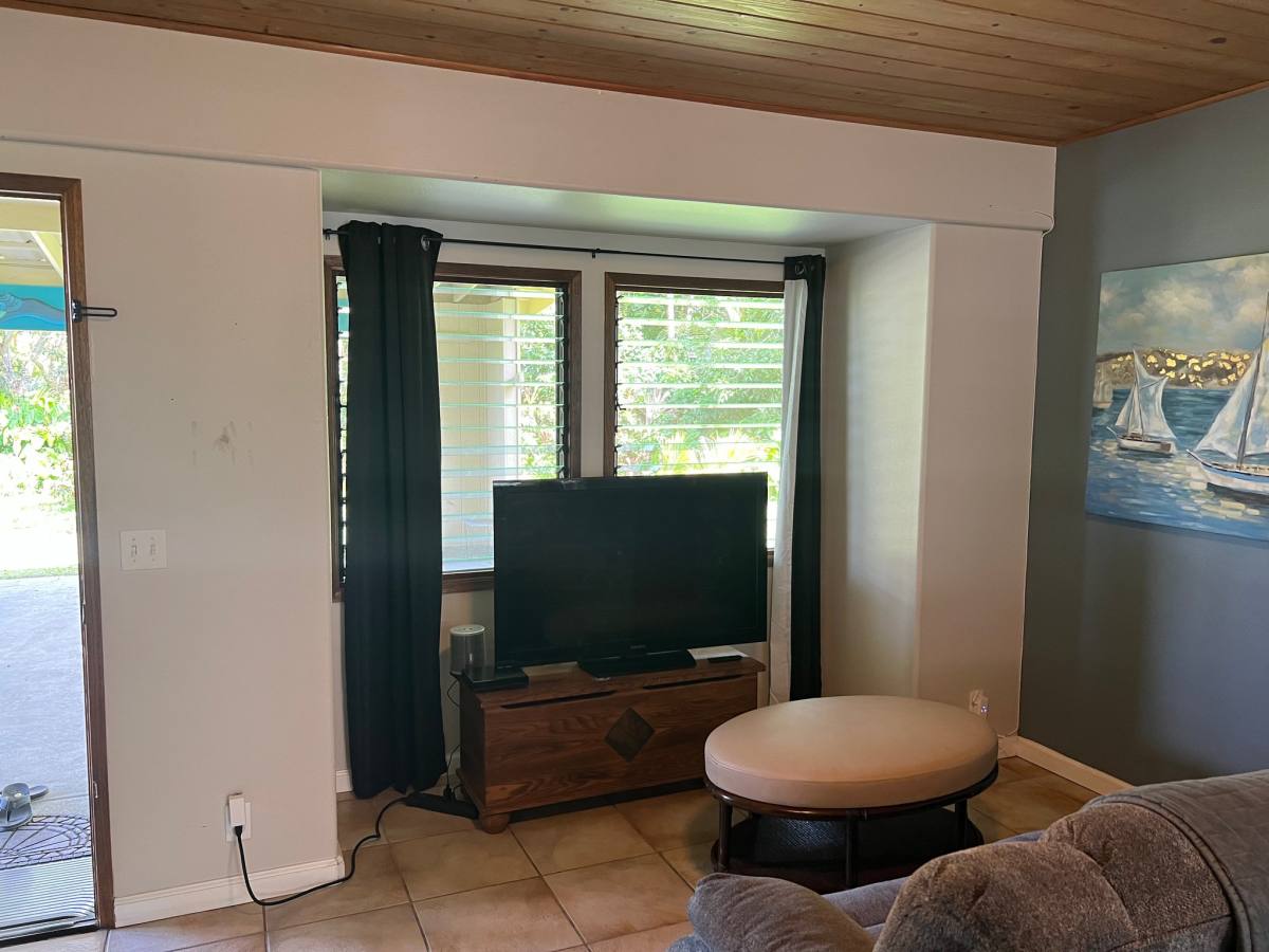 Apartment for rent at 15-2000 19th Ave, Downstairs Unit, Keaau, HI 96749