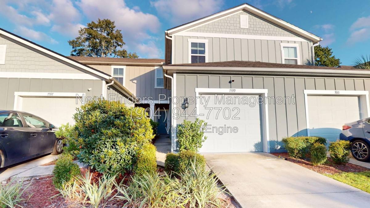 Townhouse for rent at 7599 Legacy Trail, Jacksonville, FL 32256