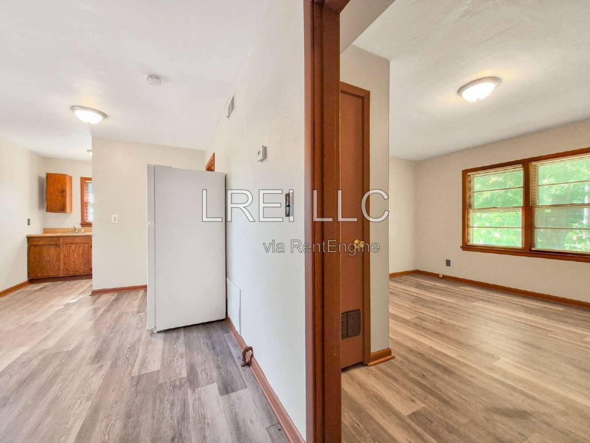 810 W Vine St #5, Radcliff, KY 40160 - Apartment for Rent - Image 3