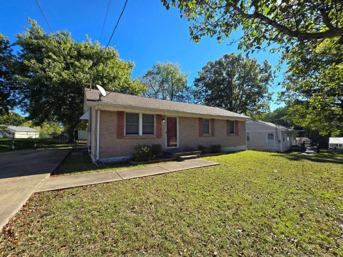 House for rent at 1587 Bevard Rd, Clarksville, TN 37042