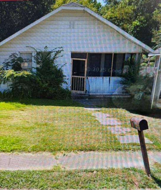 1095 Adams St, Grenada, MS 38901 - House for Rent