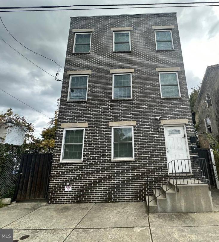 Apartment for rent at 2040 - 2042 E Haines St #3, Philadelphia, PA 19138