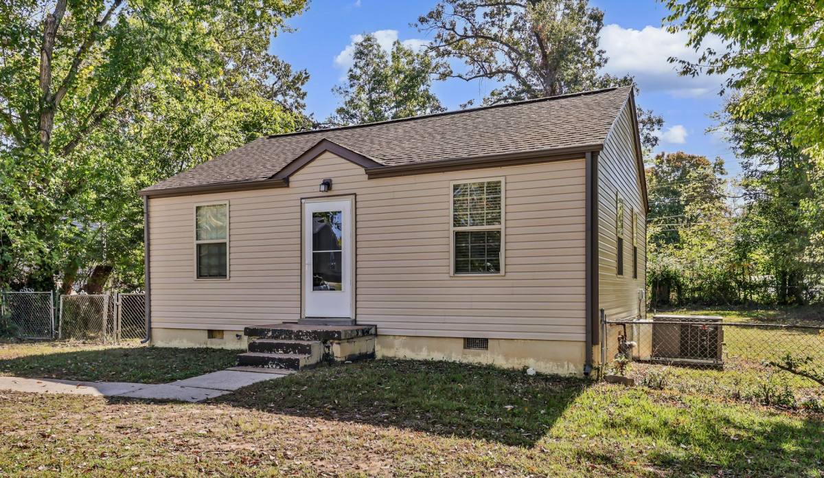 House for rent at 46 Chestnut, Clarksville, TN 37042
