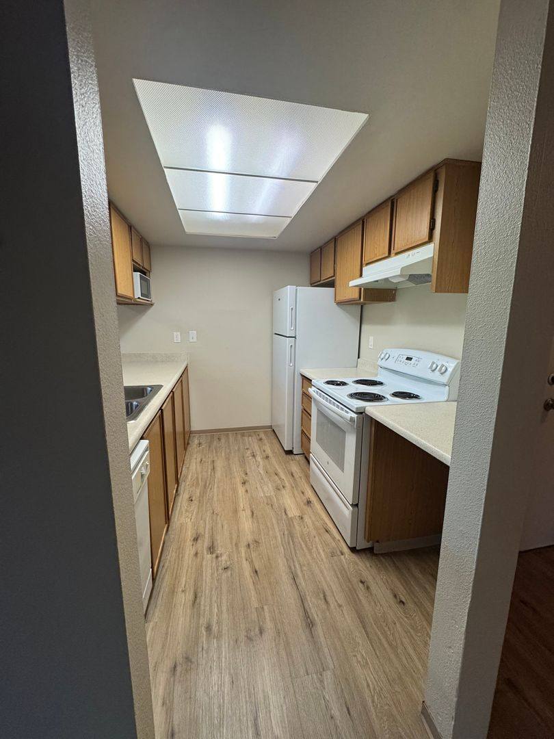 Apartment for rent at Lexington, 8720 58th Ave SW, Lakewood, WA 98499