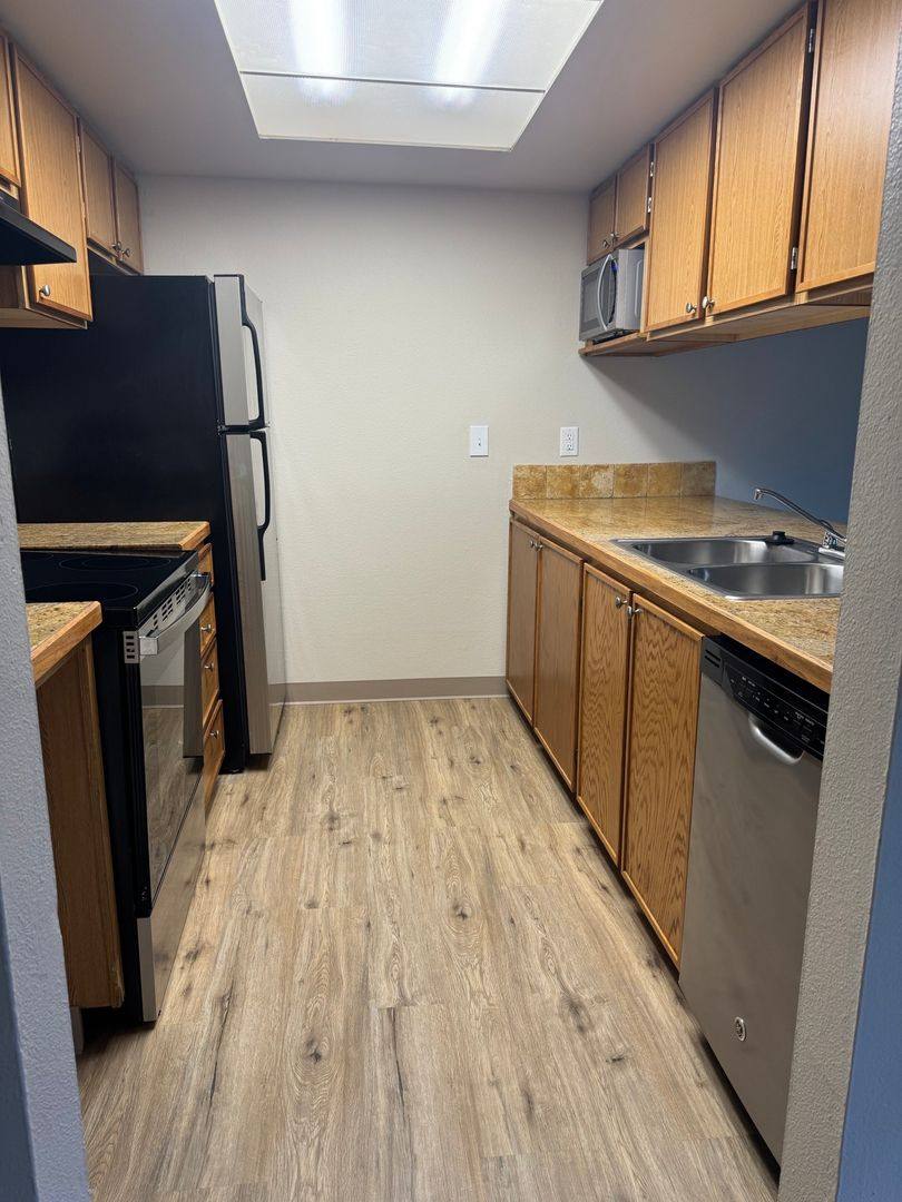 Apartment for rent at Lexington, 8720 58th Ave SW, Lakewood, WA 98499