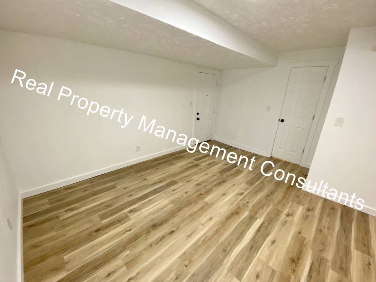904 Twin Oaks Terrace, Harrisonville, MO 64701 - Apartment for Rent - Image 4