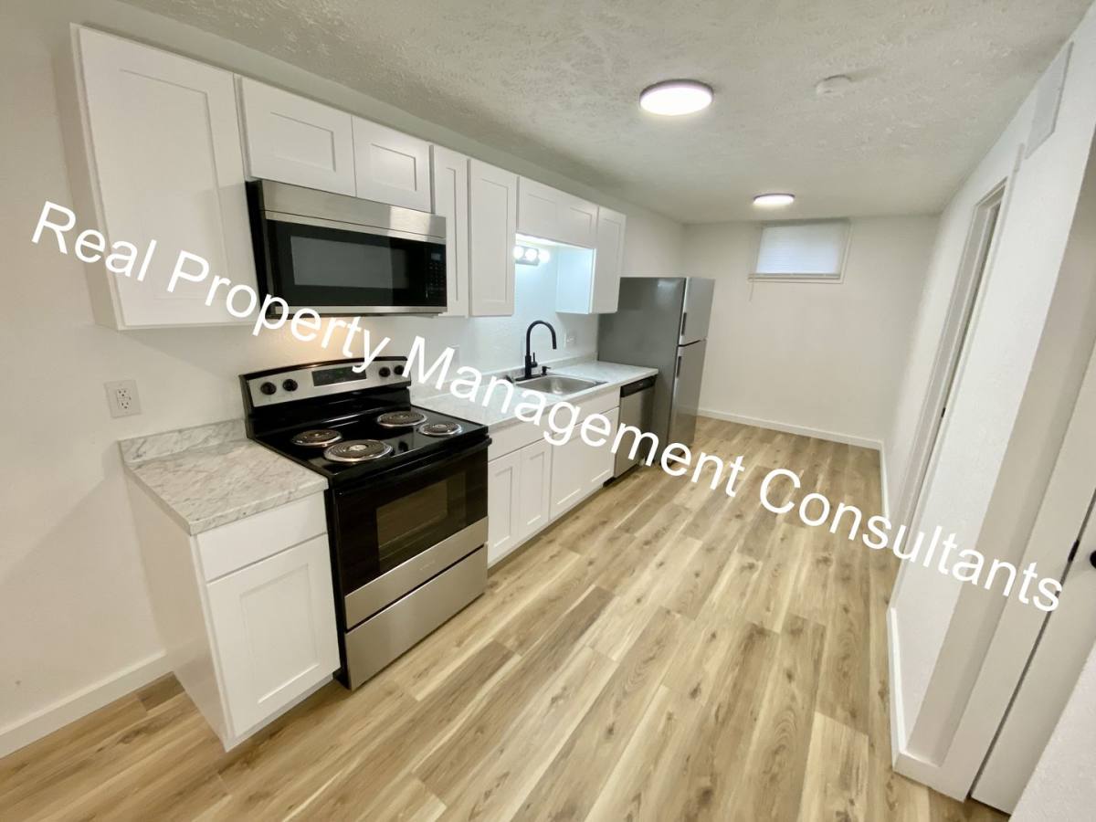 904 Twin Oaks Terrace, Harrisonville, MO 64701 - Apartment for Rent - Image 7